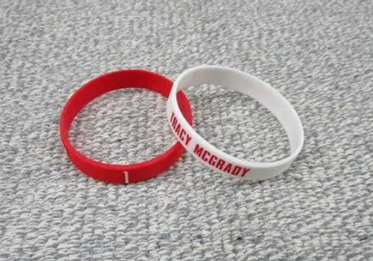 硅膠牙膠硅膠腕帶弄臟了怎樣清洗？